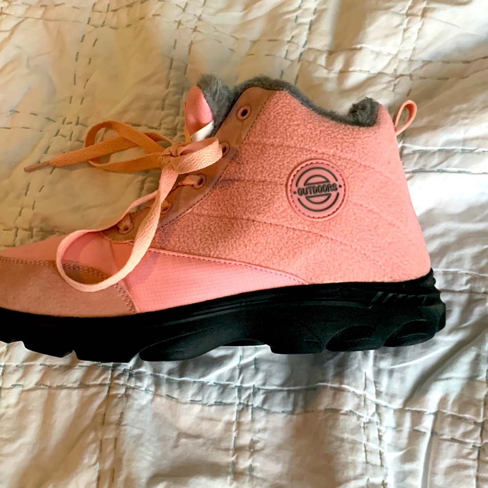 Size 7 never worn